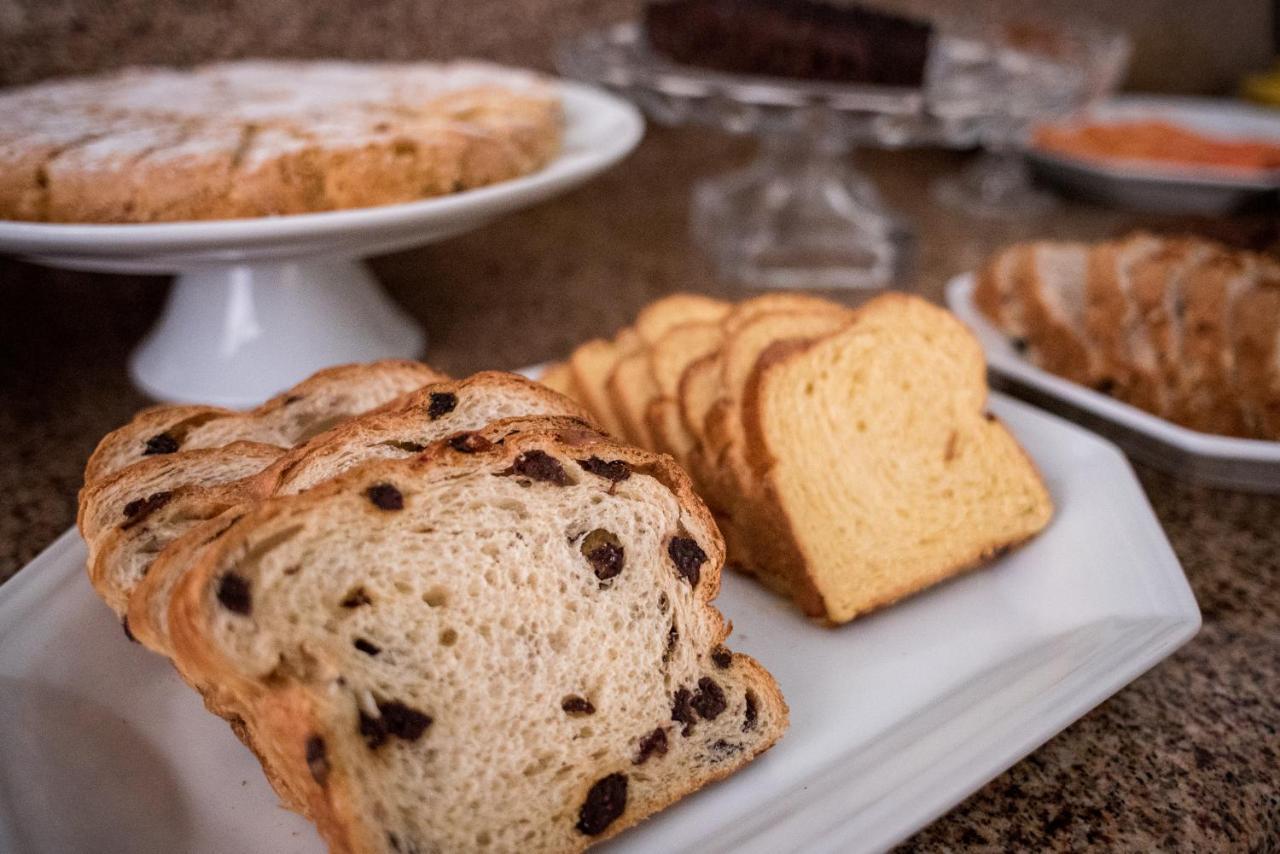 Holambra Garden Hotel Exterior foto Chocolate bread